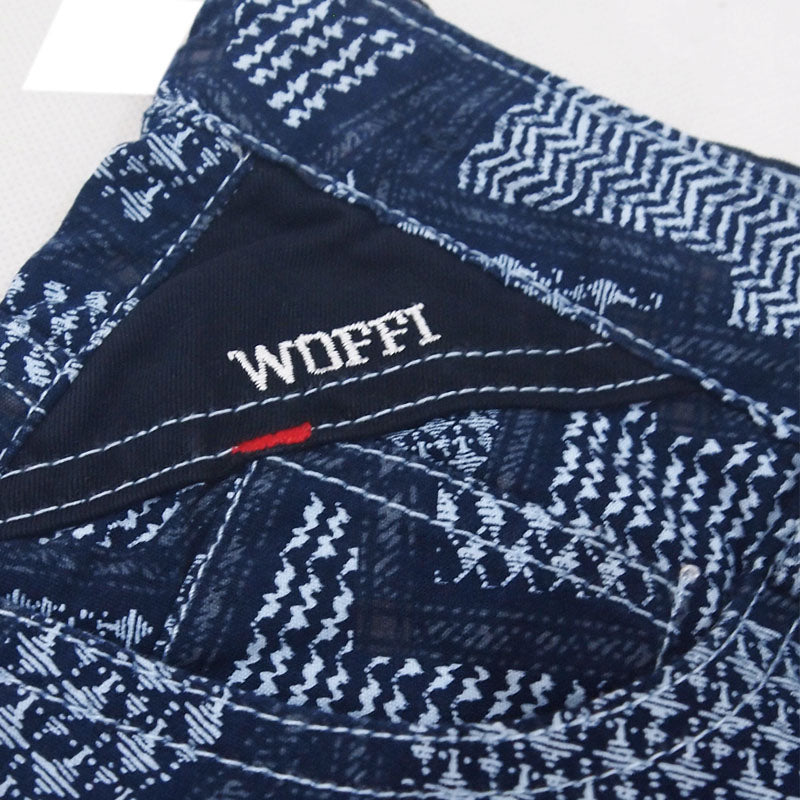 Woffi Woffi Abstract Squares Cotton Shorts Biru