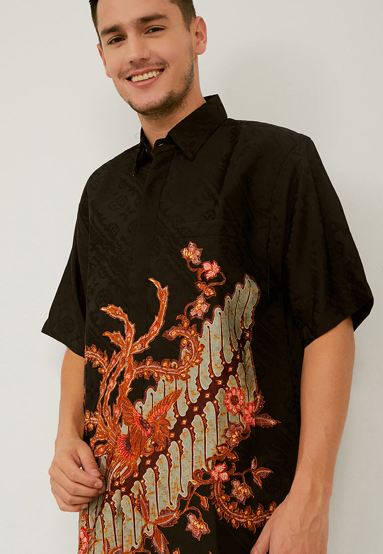 Woffi Man Batik Aidun Silk Shirt Hitam